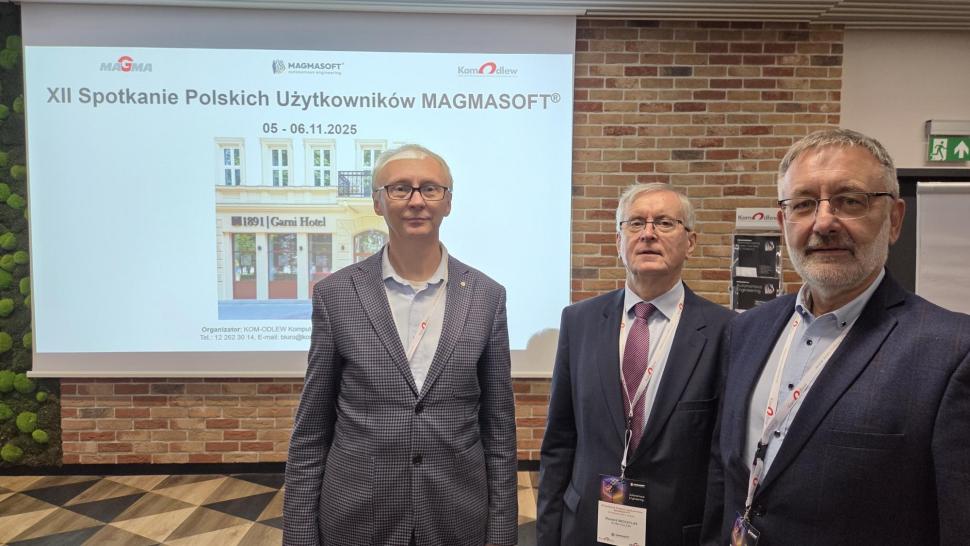 Od lewej: prof. Cezary Rapiejko, PŁ, dr inż. Ryszard Skoczylas, KOM-ODLEW, prof. Bogusław Pisarek, PŁ